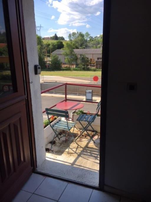 Le Depot Appartement Du Canal 80M2 A Champvert エクステリア 写真